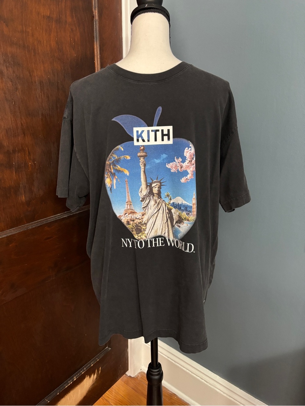 Kith New York to the World Souvenir Vintage Tee